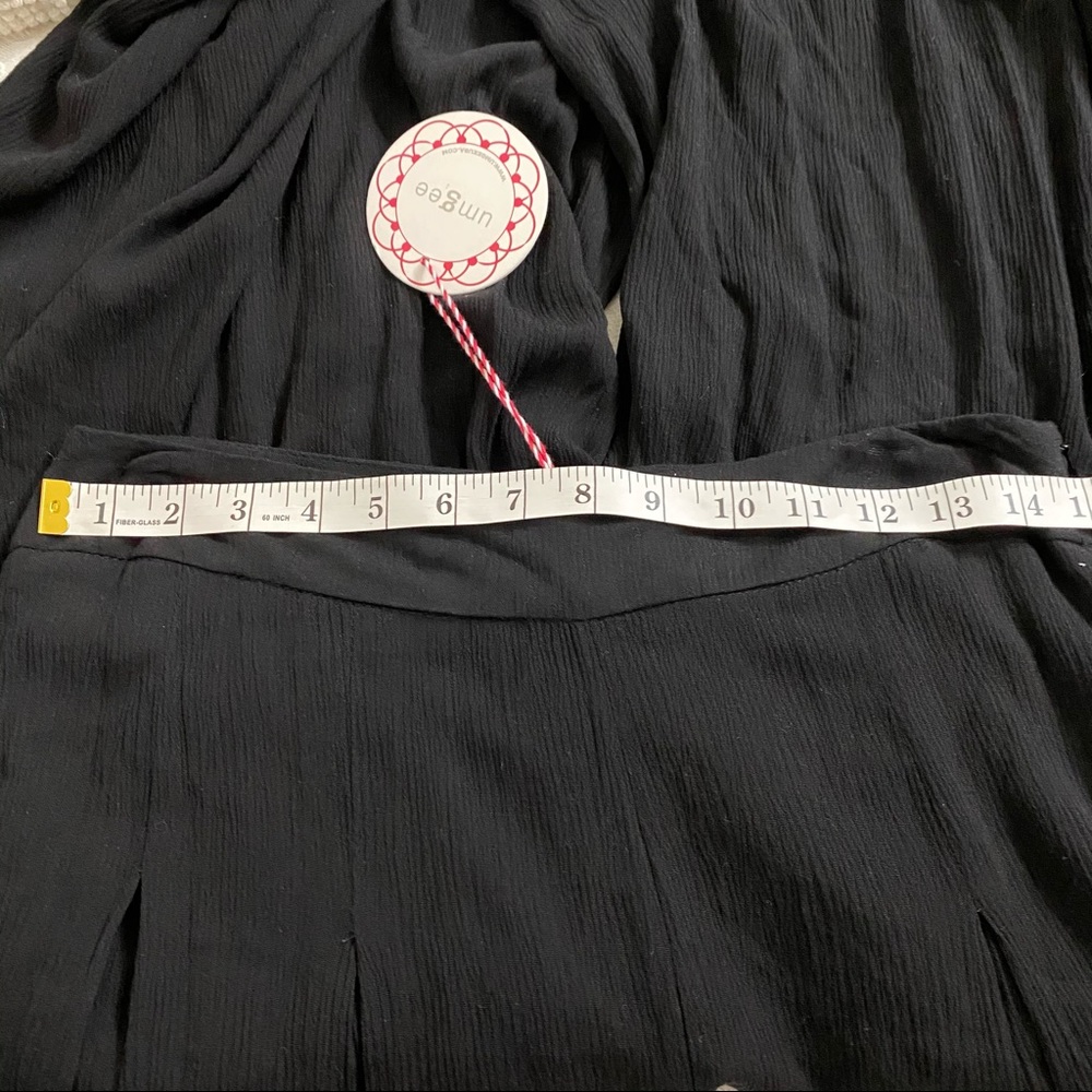 Umgee wide leg black sheer pants size small zip side with sewn in short Flowy - Picture 9 of 9